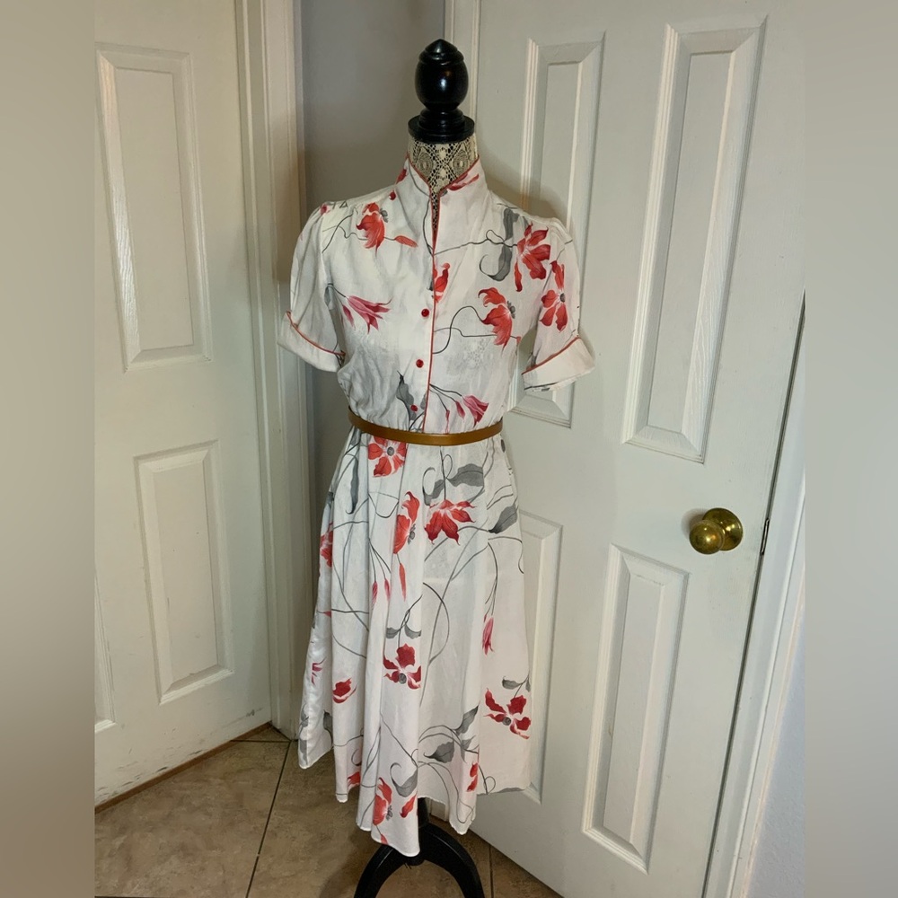 Vintage floral dress size S
